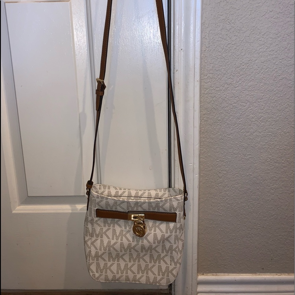 Michael Kors crossbody purse